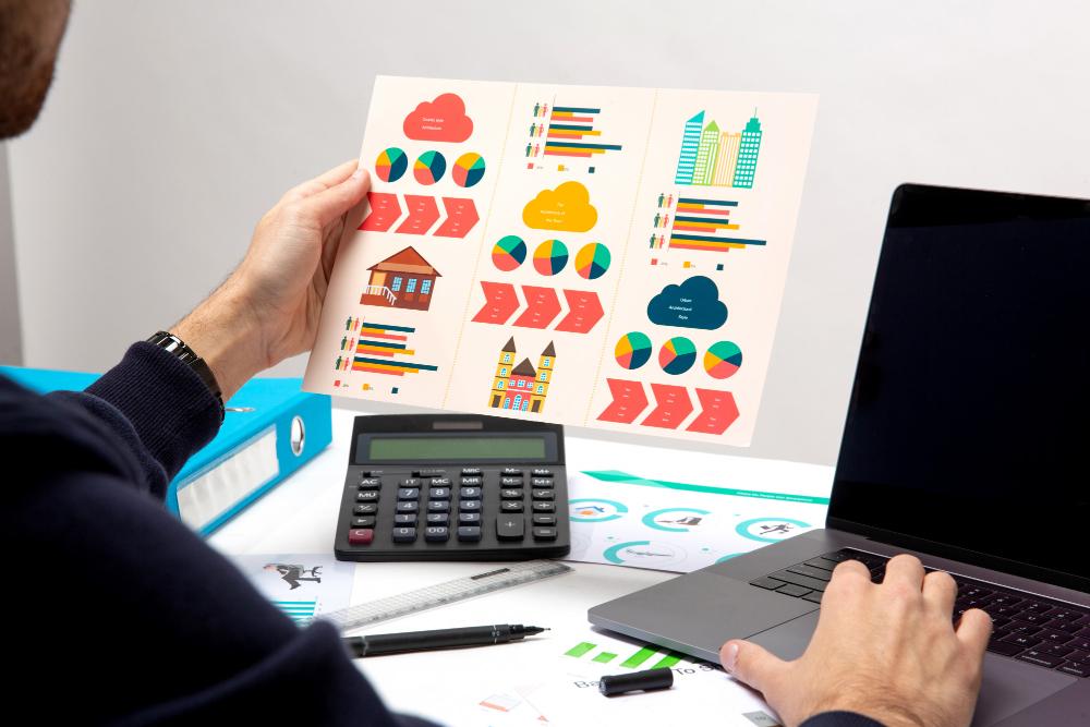 AI: BUDGET CREATION AND EXPENSE TRACKING